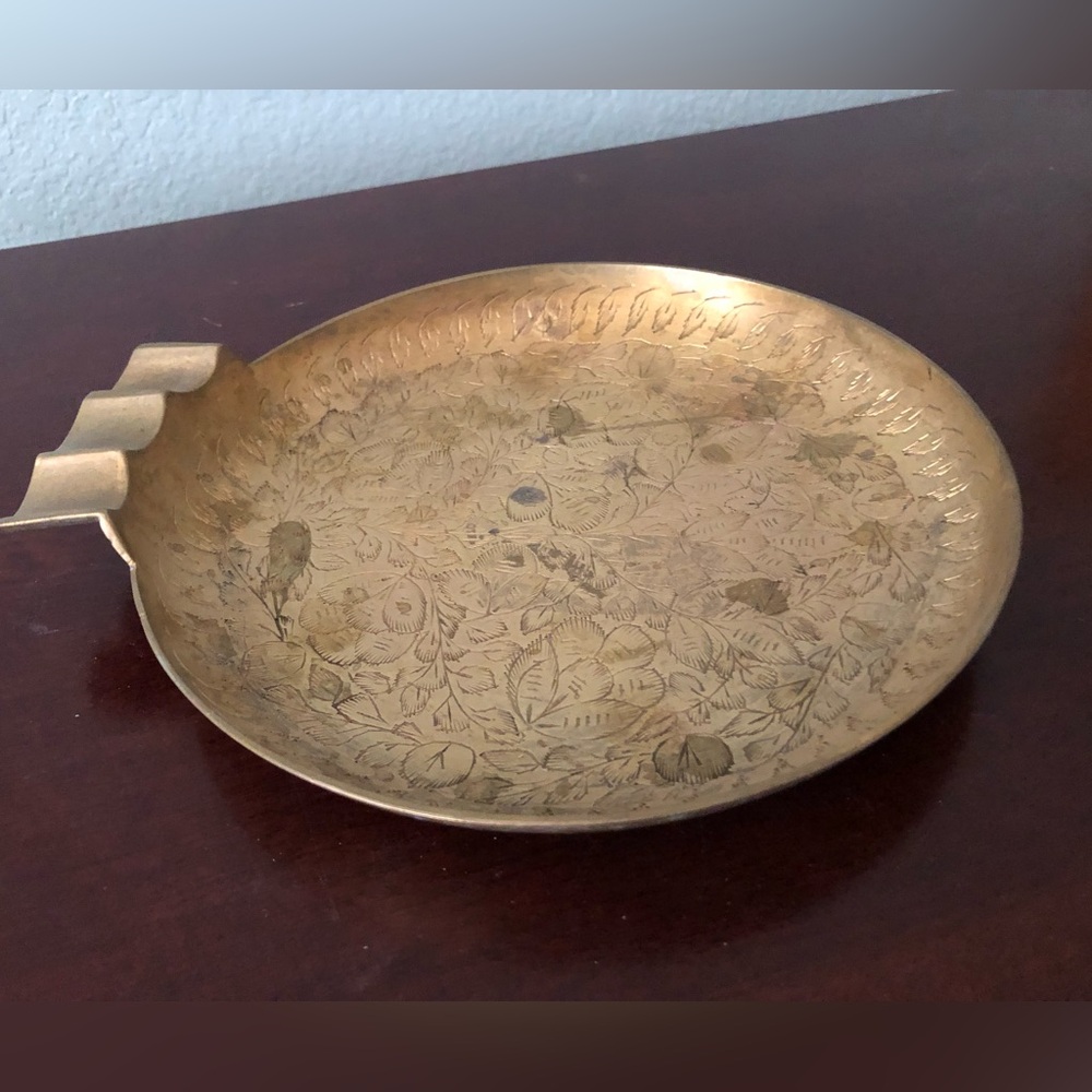 vtg solid etched brass ashtray with holders